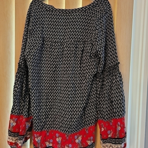 𝅺TOP - Picture 3 of 4